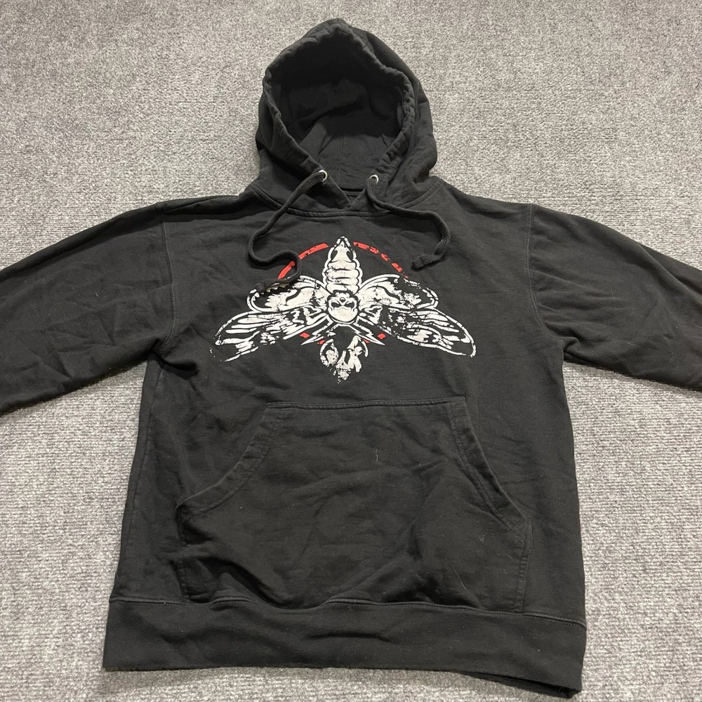 Vtg WWE men's black Wyatt Moth pullover hoodie